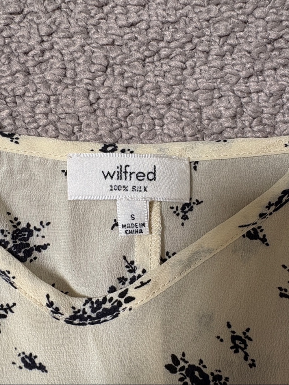 Aritzia Wilfred Chimere Camisole 100% Silk Size s - Picture 3 of 7